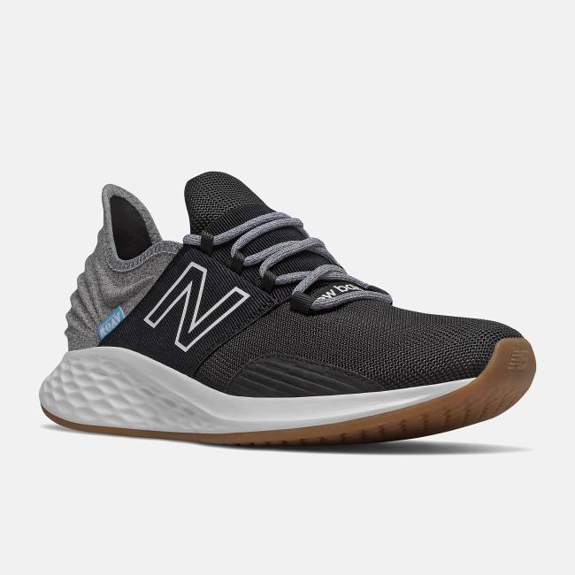 Adidasi Alergare Barbati New Balance Fresh Foam Roav Negrii Gri Deschis | NB493AND