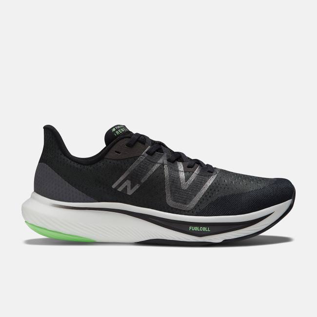 Adidasi Alergare Barbati New Balance FuelCell Rebel v3 Negrii Albastri | NB301FOL