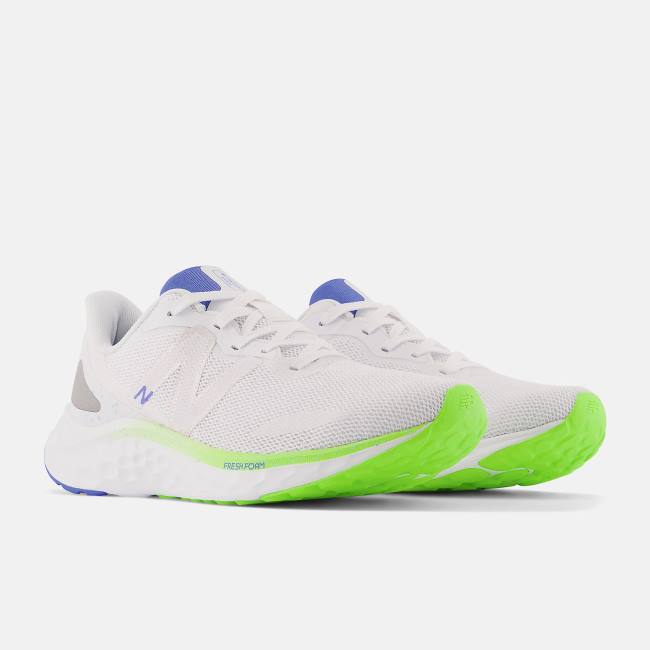 Adidasi Alergare Dama New Balance Fresh Foam Arishi v4 Albi Verzi Albastru Deschis | NB029NAI