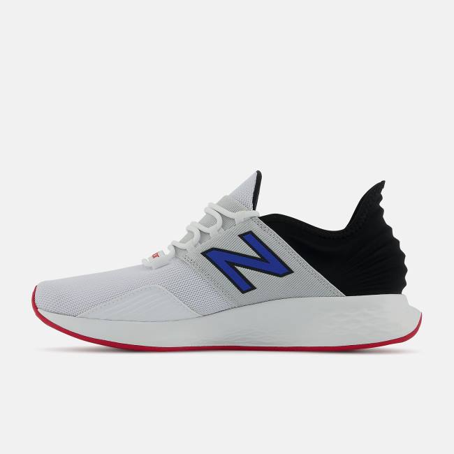 Adidași Barbati New Balance Fresh Foam Roav Albi Gri Deschis Albastri Inchis | NB581ZRG