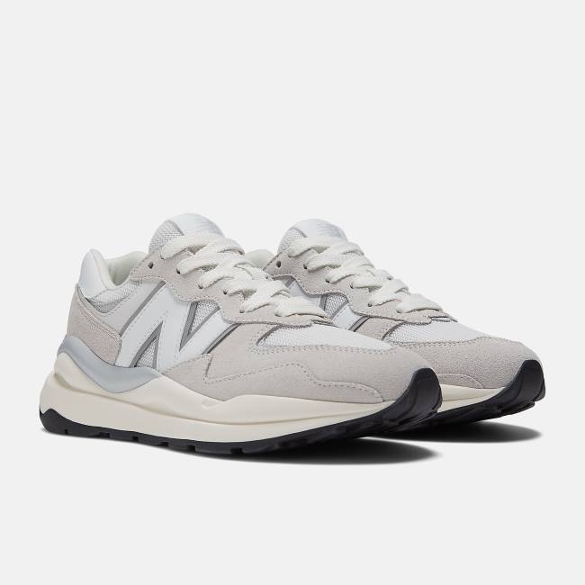 Adidași Dama New Balance 57/40 Albastri Deschis Albi | NB256ISN