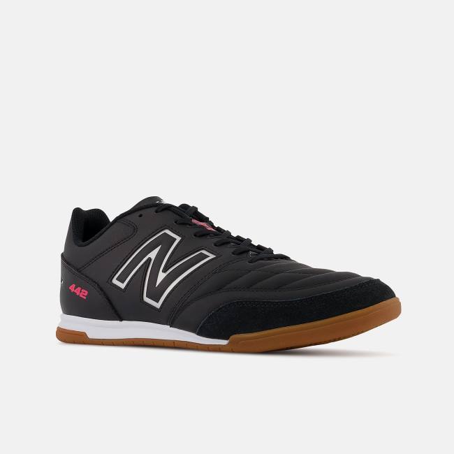 Ghete Fotbal Barbati New Balance 442 V2 TEAM IN Negrii Albi | NB736TDE