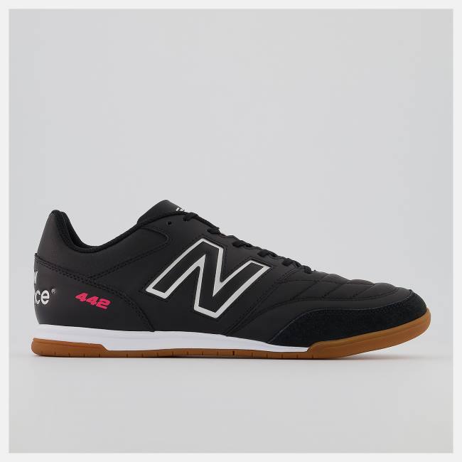 Ghete Fotbal Barbati New Balance 442 V2 TEAM IN Negrii Albi | NB736TDE