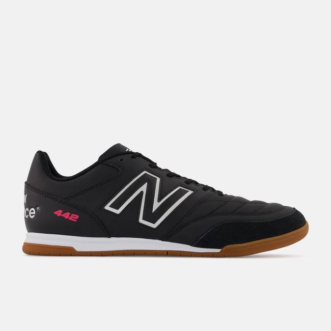 Ghete Fotbal Barbati New Balance 442 V2 TEAM IN Negrii Albi | NB736TDE