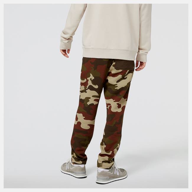 Pantaloni Barbati New Balance NB Athletics Camo Fleece Albi Colorati | NB674CDS