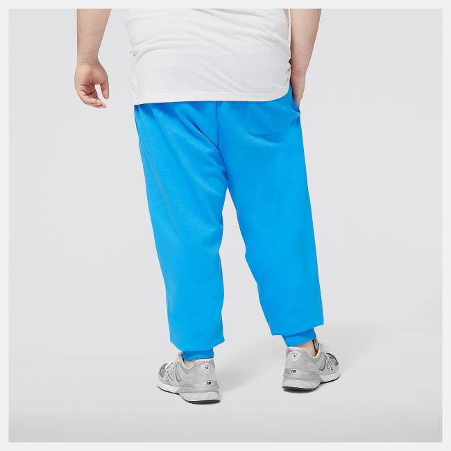 Pantaloni Barbati New Balance NB Essentials Stacked Logo Sweatpant Albastri | NB013GHW