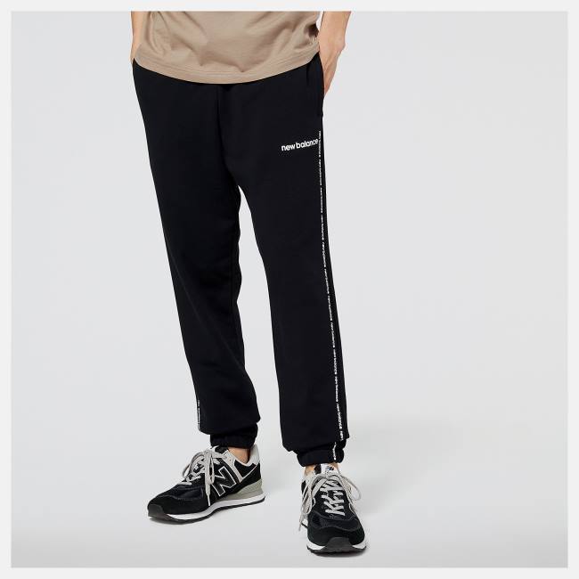 Pantaloni Barbati New Balance NB Essentials Seasonal Fleece Jogger Negrii | NB107WJH