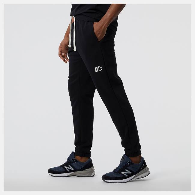 Pantaloni Barbati New Balance NB Essentials Magnify Fleece Jogger Negrii | NB134PLU