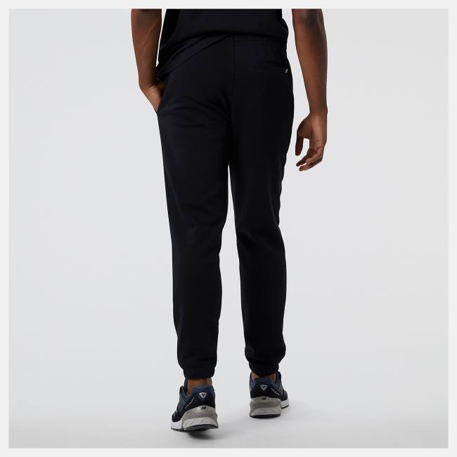 Pantaloni Barbati New Balance NB Essentials Magnify Fleece Jogger Negrii | NB134PLU