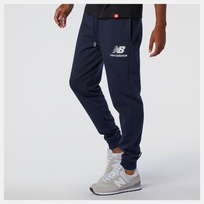 Pantaloni Barbati New Balance NB Essentials Stacked Logo Sweatpant Bleumarin | NB216UWA