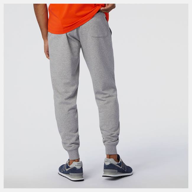 Pantaloni Barbati New Balance NB Essentials Stacked Logo Sweatpant Gri | NB384CEM