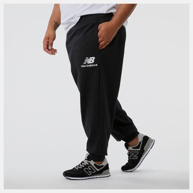 Pantaloni Barbati New Balance NB Essentials Stacked Logo Sweatpant Negrii | NB527JYB