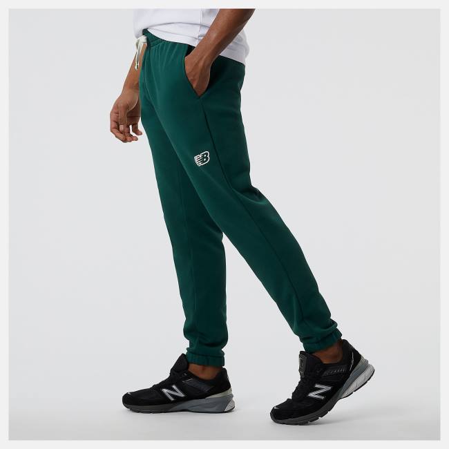 Pantaloni Barbati New Balance NB Essentials Magnify Fleece Jogger Verzi | NB972KJV