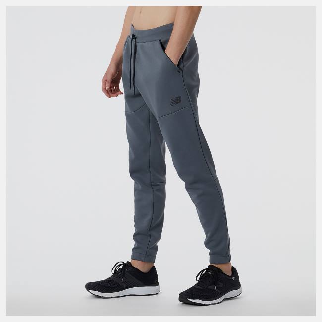 Pantaloni Barbati New Balance R.W.Tech Fleece Bleumarin | NB753ALI