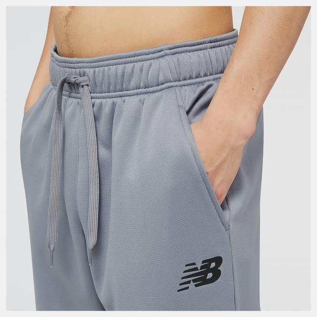 Pantaloni Barbati New Balance Tenacity Performance Fleece Gri | NB362YHO