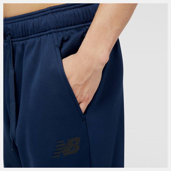 Pantaloni Barbati New Balance Tenacity Performance Fleece Bej Indigo | NB483UPO