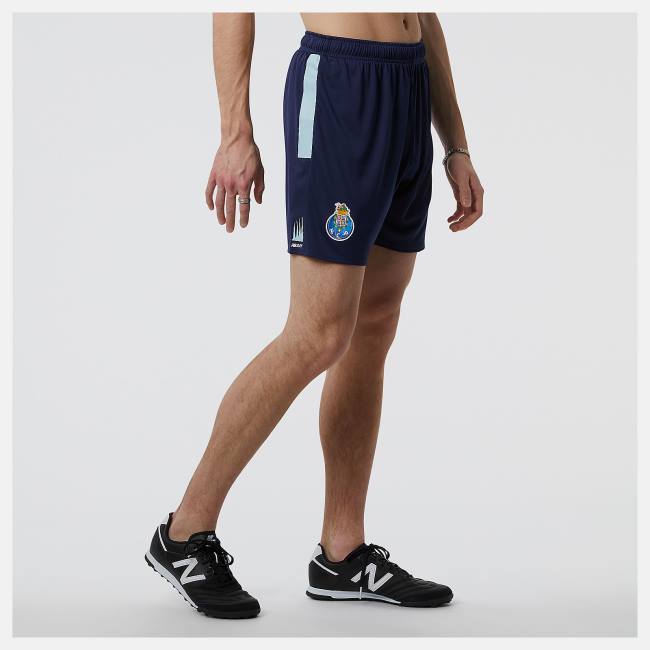 Pantaloni Scurti Barbati New Balance FC Porto On-Pitch Bleumarin | NB016SXY