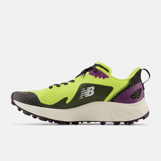 Pantofi Drumetie Dama New Balance FuelCell Summit Unknown v3 Negrii Violet | NB849ACE