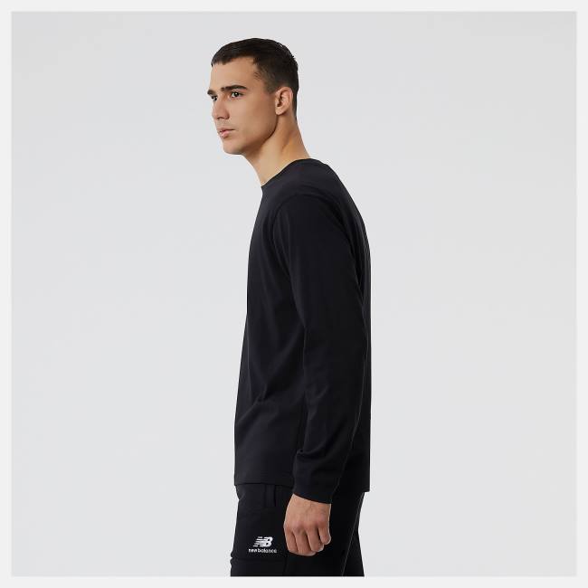 Tricouri Barbati New Balance NB Essentials Seasonal Long Sleeve Tee Negrii | NB527DOM