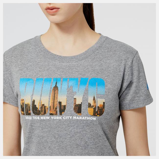 Tricouri Dama New Balance NYC Marathon RUNYC Sunset Skyline Grafice Tee Gri | NB670GFY