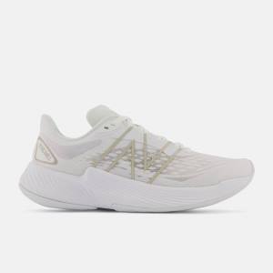 Adidasi Alergare Dama New Balance FuelCell Prism v2 Albi Aurii Deschis Metal | NB395WXL