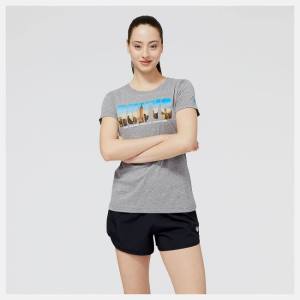 Tricouri Dama New Balance NYC Marathon RUNYC Sunset Skyline Grafice Tee Gri | NB670GFY